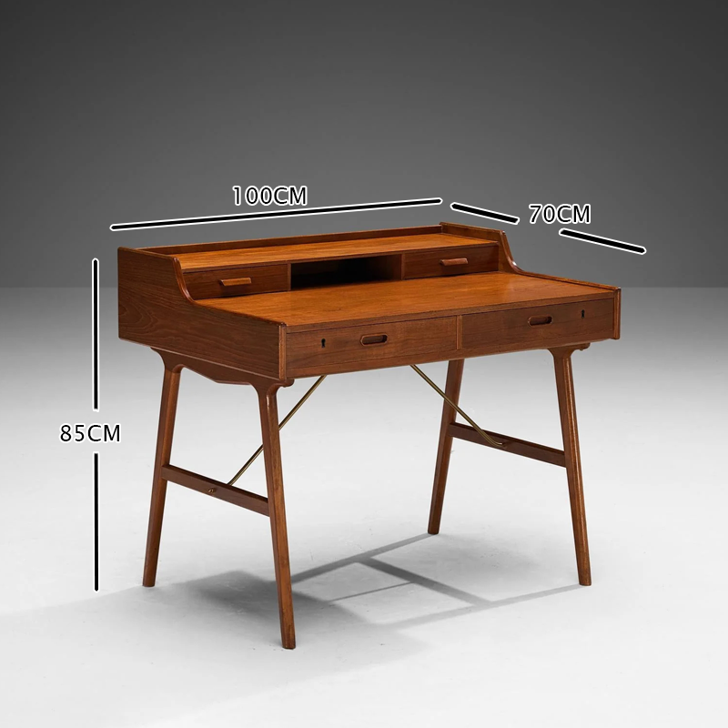 طاولة مكتب بتصميم عتيق و مميز