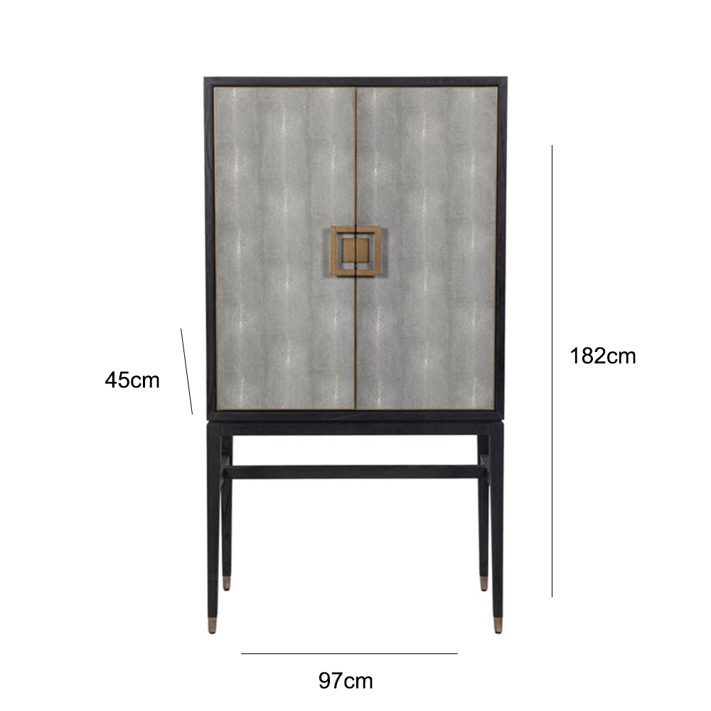 خزانة انيقة بتصميم عصري