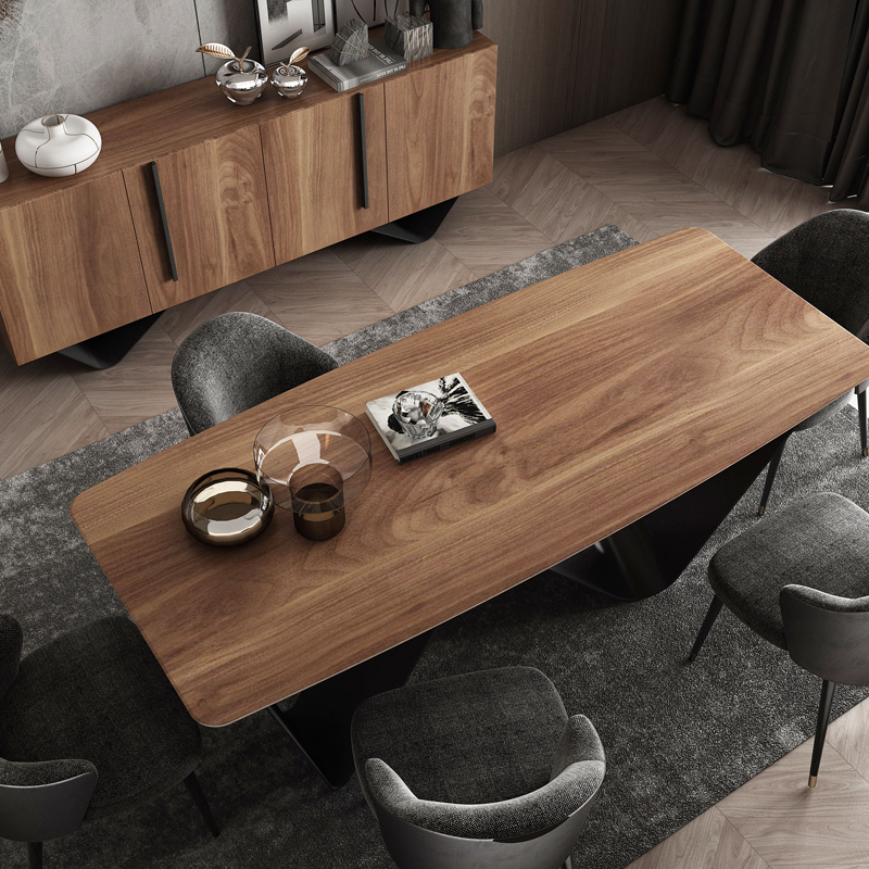 طاولة طعام خشبية أنيقه