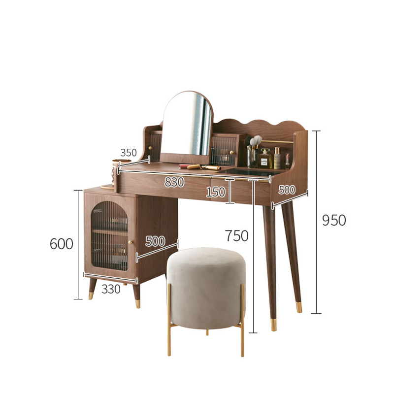 طاولة تسريحة بتصميم بسيط