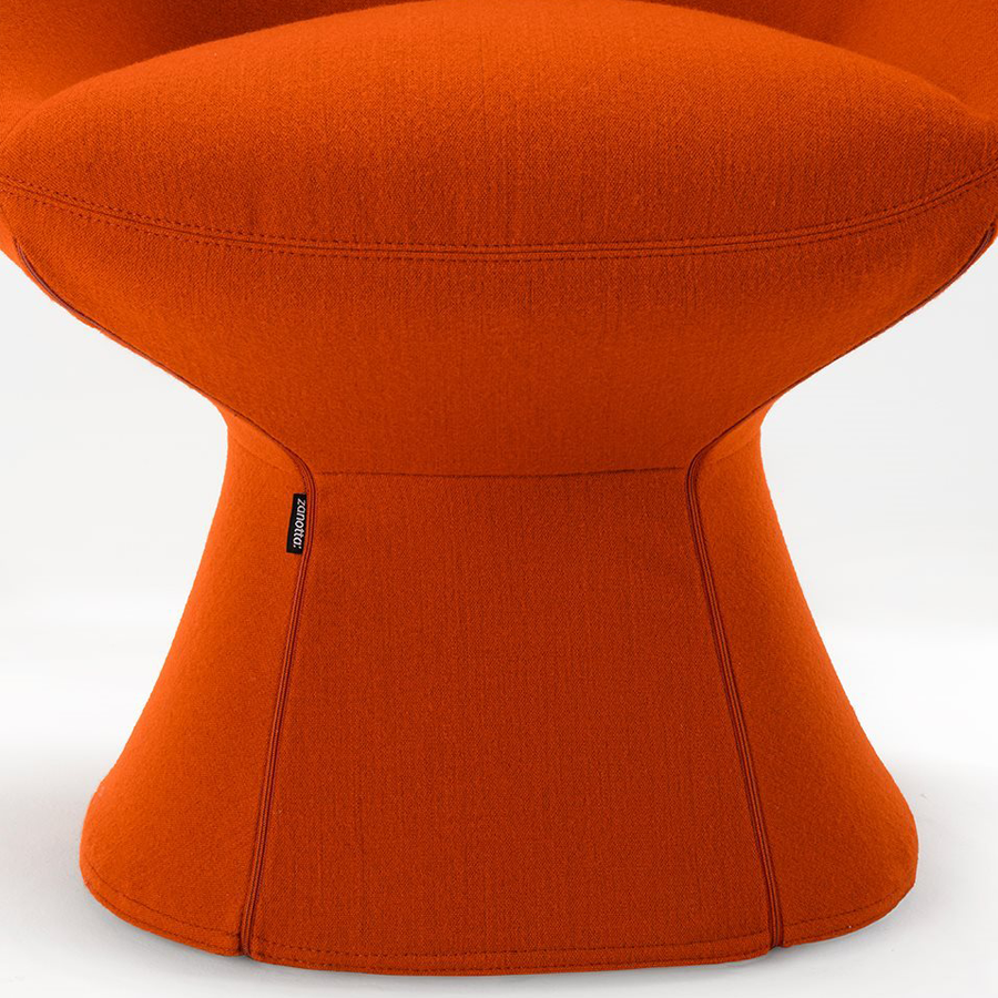 كرسي طعام بتصميم مريح و مميز