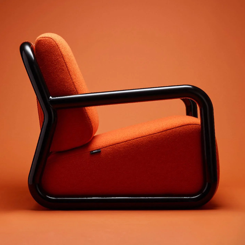 كرسي منفرد للاسترخاء بتصميم أنيق