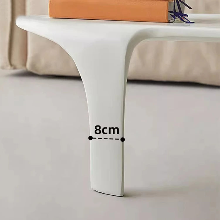 طاولة قهوة بتصميم منحني مميز