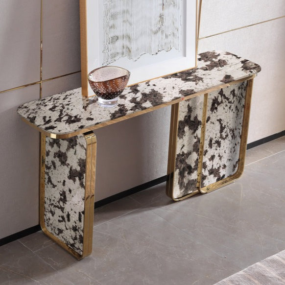 كونسول بتصميم  مودرن مميز