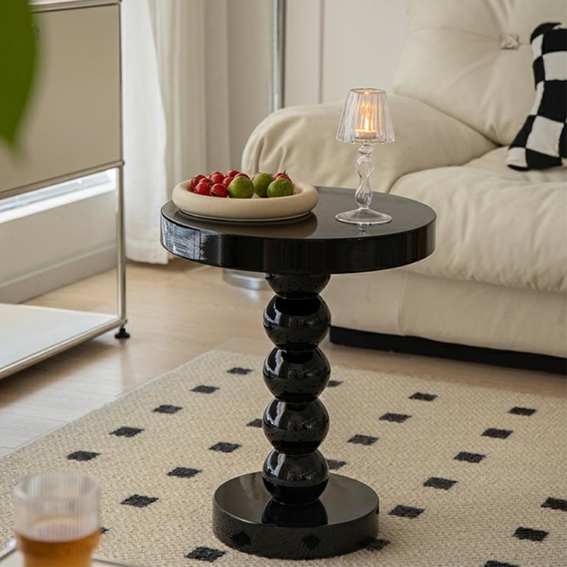 طاولة جانبية مستديرة أنيقة