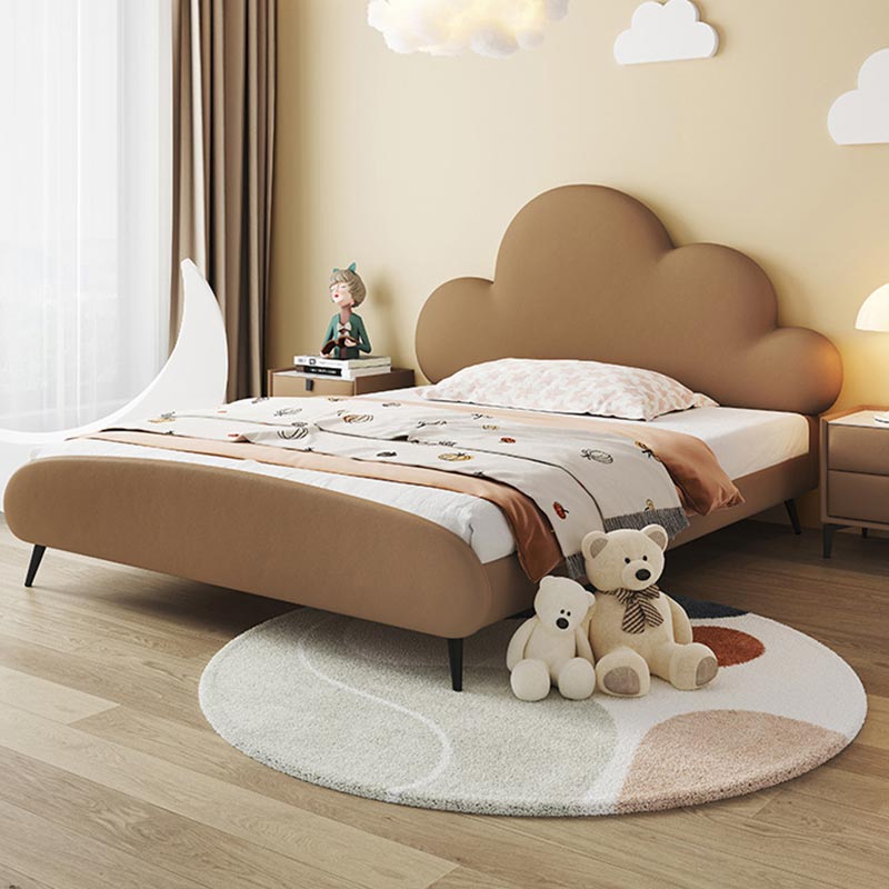 سرير أطفال بتصميم مميز