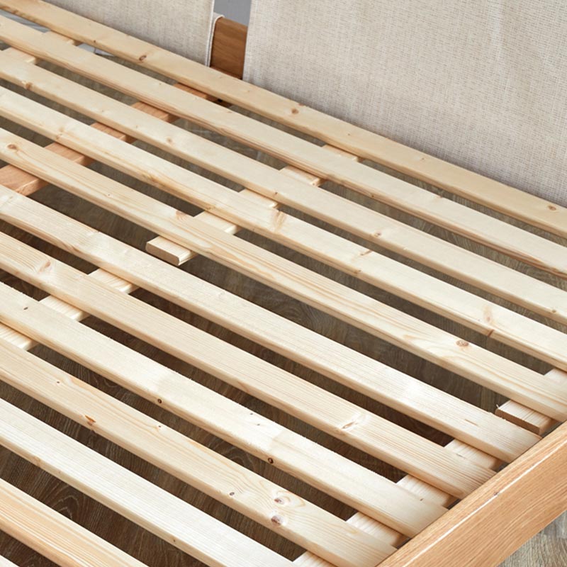 سرير خشب بتصميم مميز بمقاسات مختلفة