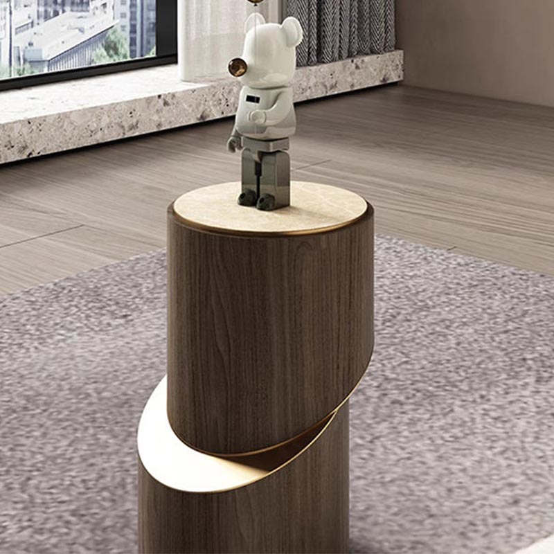 طاولة جانبية بتصميم مودرن