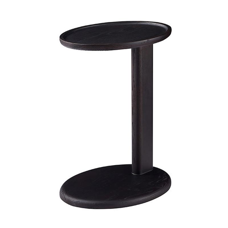 طاولة جانبية بتصميم بسيط