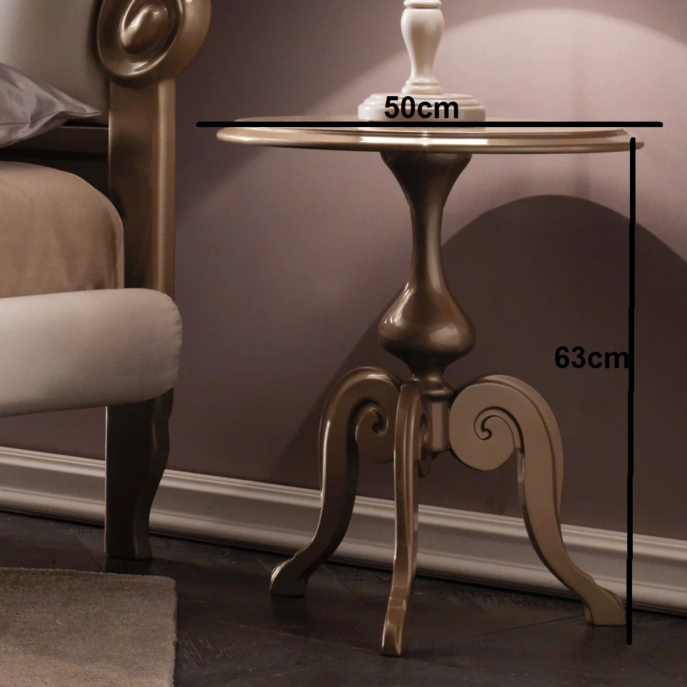 طاولة جانبية كلاسيكية