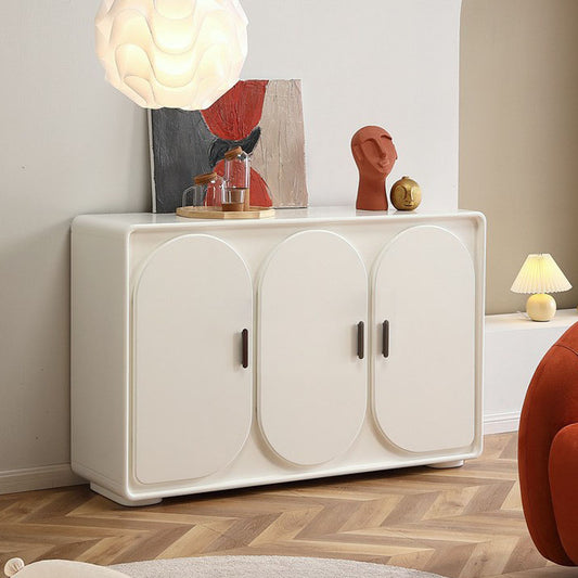 خزانة جانبية إيطالية بسيطة