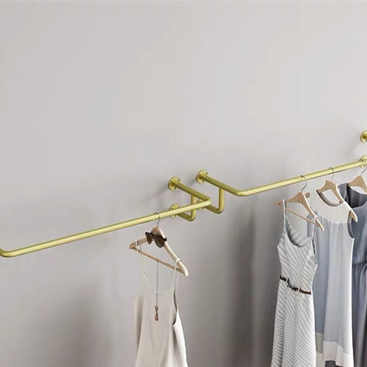 اقتني الان علاقة ملابس للتعليق بالحائط باللون الذهبي | بيوت