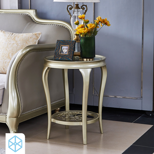 طاولة جانبية فاخرة بتصميم كلاسيكي