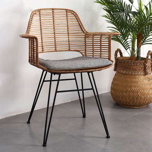 اشتري الأن كرسي من الروطان ورقائق الخشب حديث اونلاين | بيوت