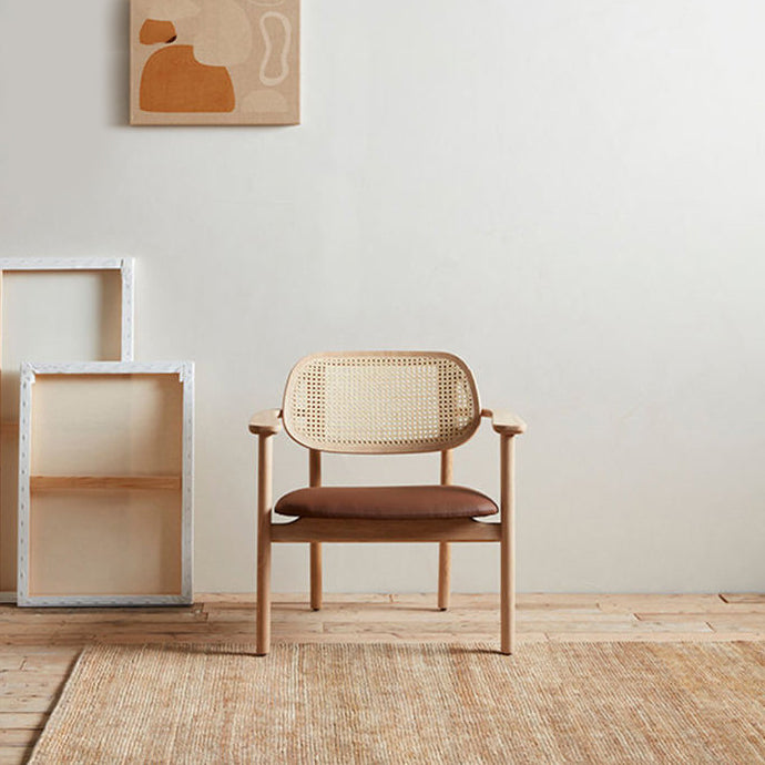 تسوق الأن كرسي مفرد بذراعين خشبي فاخر اونلاين | بيوت