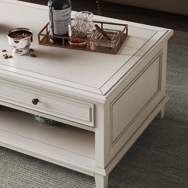 طاولة قهوة خشبي ابيض بتصميم كلاسيكي