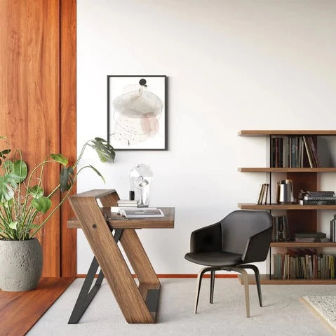 مكتب للعمل بتصميم هندسي مبتكر