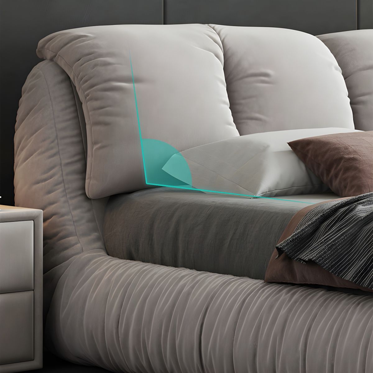 سرير بتصميم مريح و عصري