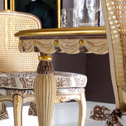 طاولة طعام كلاسيكية فاخرة