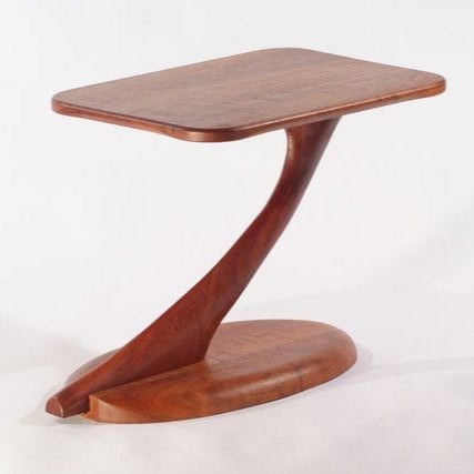 طاولة جانبية خشبية عصرية