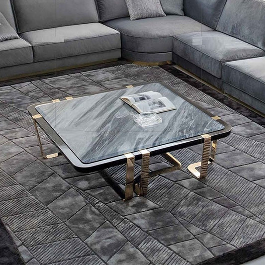 طاولة مربعة فاخرة