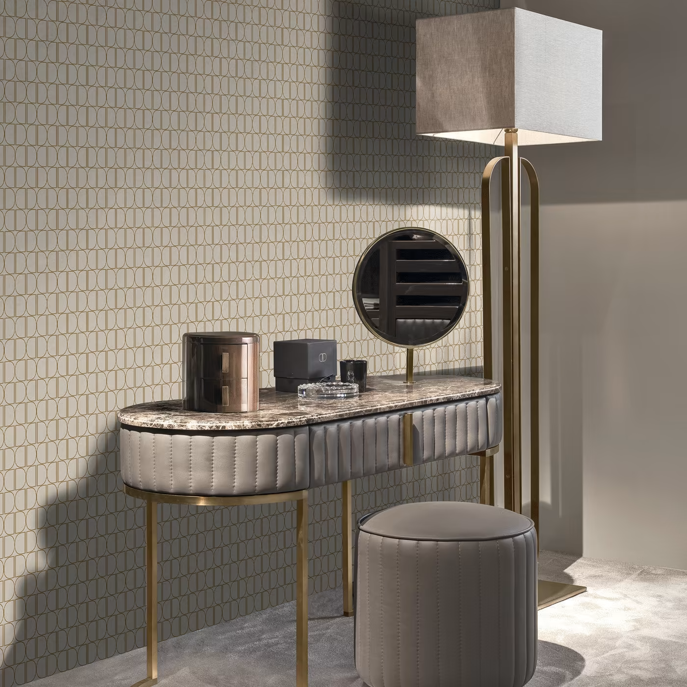 كونسول كلاسيكي فريد