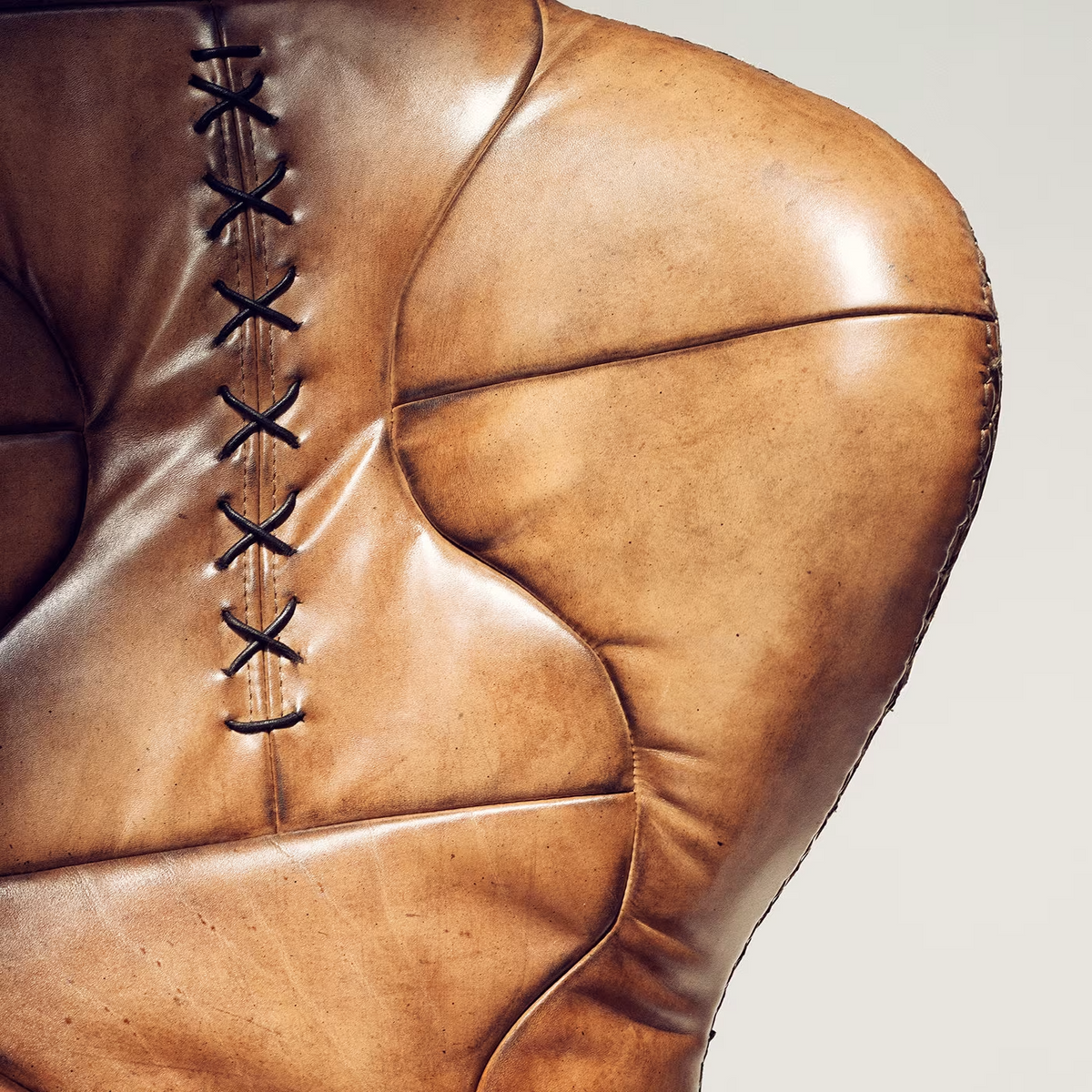 PelÉ armchair tribeca collection