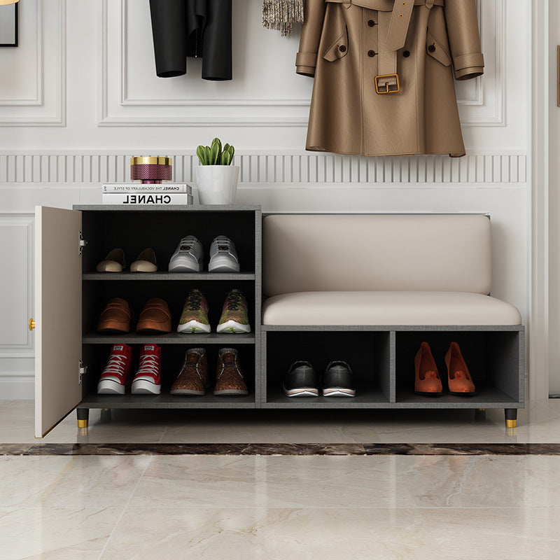 مقعد بوحدة تخزين احذية