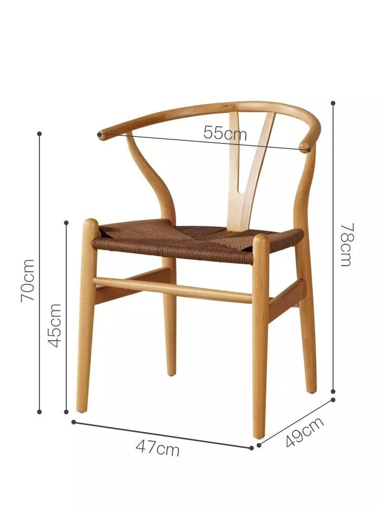 كرسي خيزران بتصميم مميز