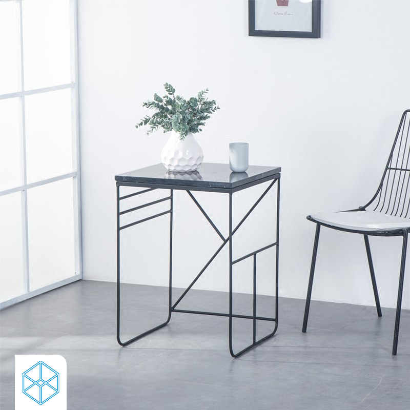 طاولة خدمة مربعة بتصميم هندسي ومقاسات متنوعة | بيوت