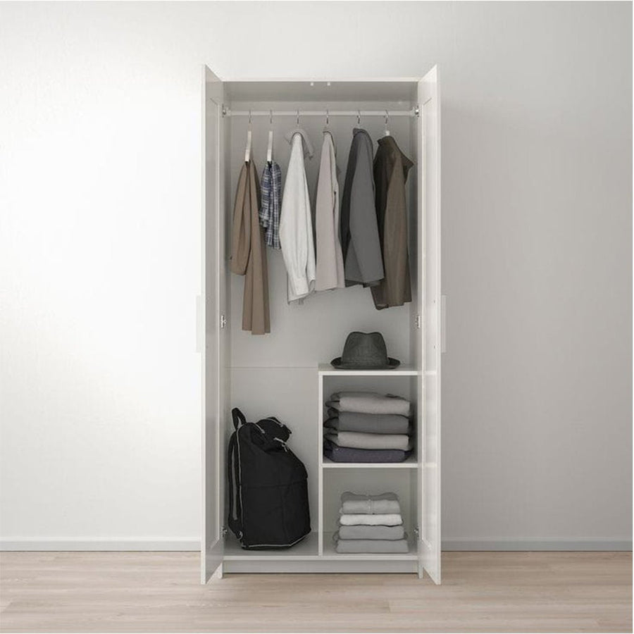 دولاب بتصميم بسيط ابيض