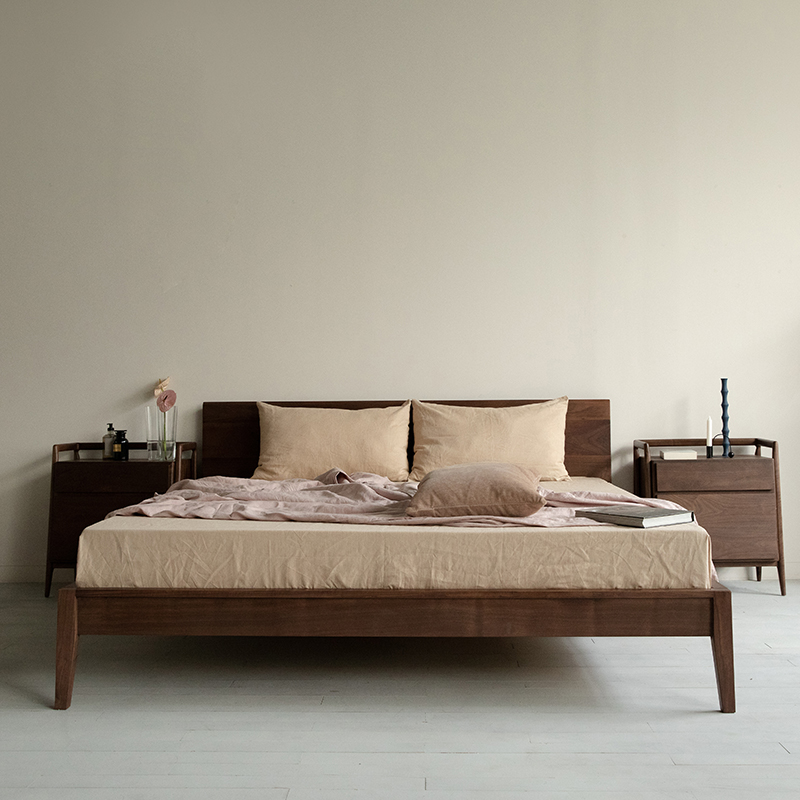 متاح الان سرير نوم من الخشب تصميم بسيط اونلاين | بيوت